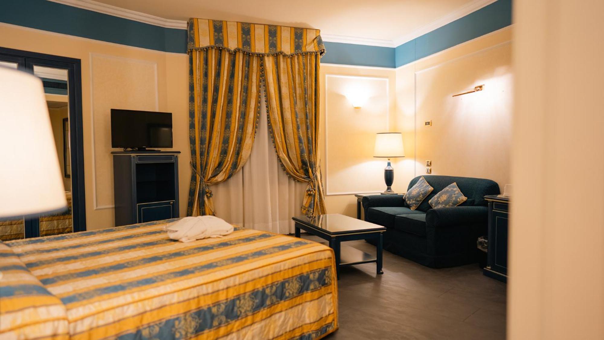 Altafiumara Resort & Spa Вилла-Сан-Джованни Экстерьер фото